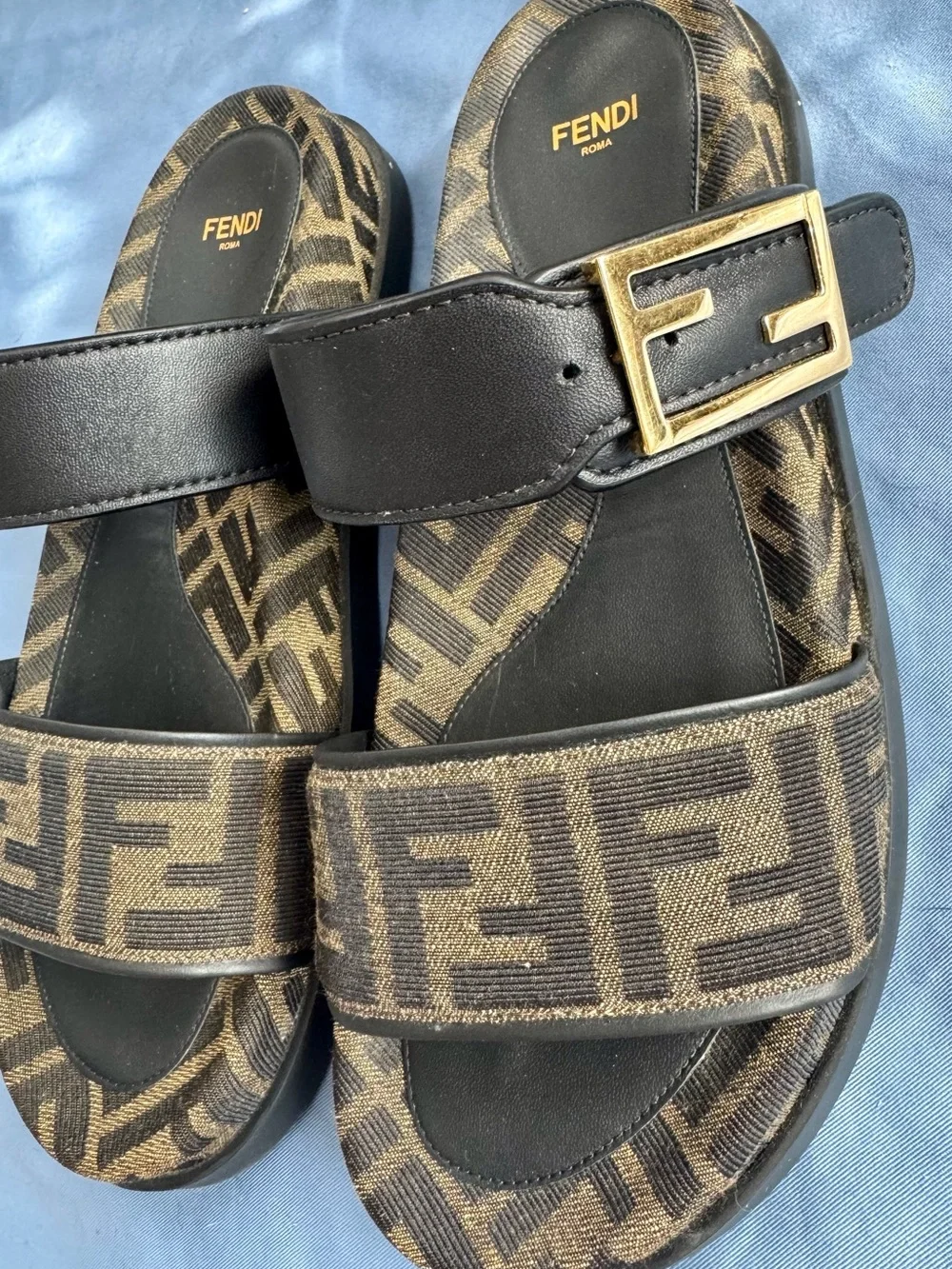 Fendi Feel Slides